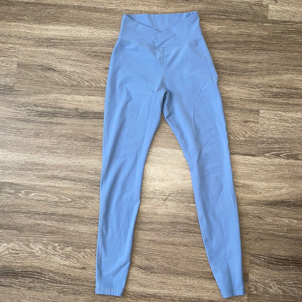 Alphalete surface path leggings